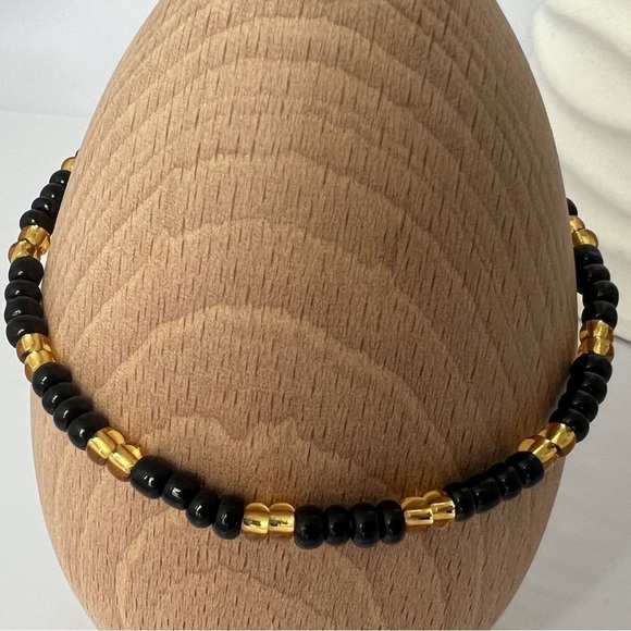 STRETCH Beaded Anklet Black & Gold 8.5” - Picture 3 of 12